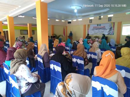 SOSIALISASI UMKM IBU BUPATI TRENGGALEK